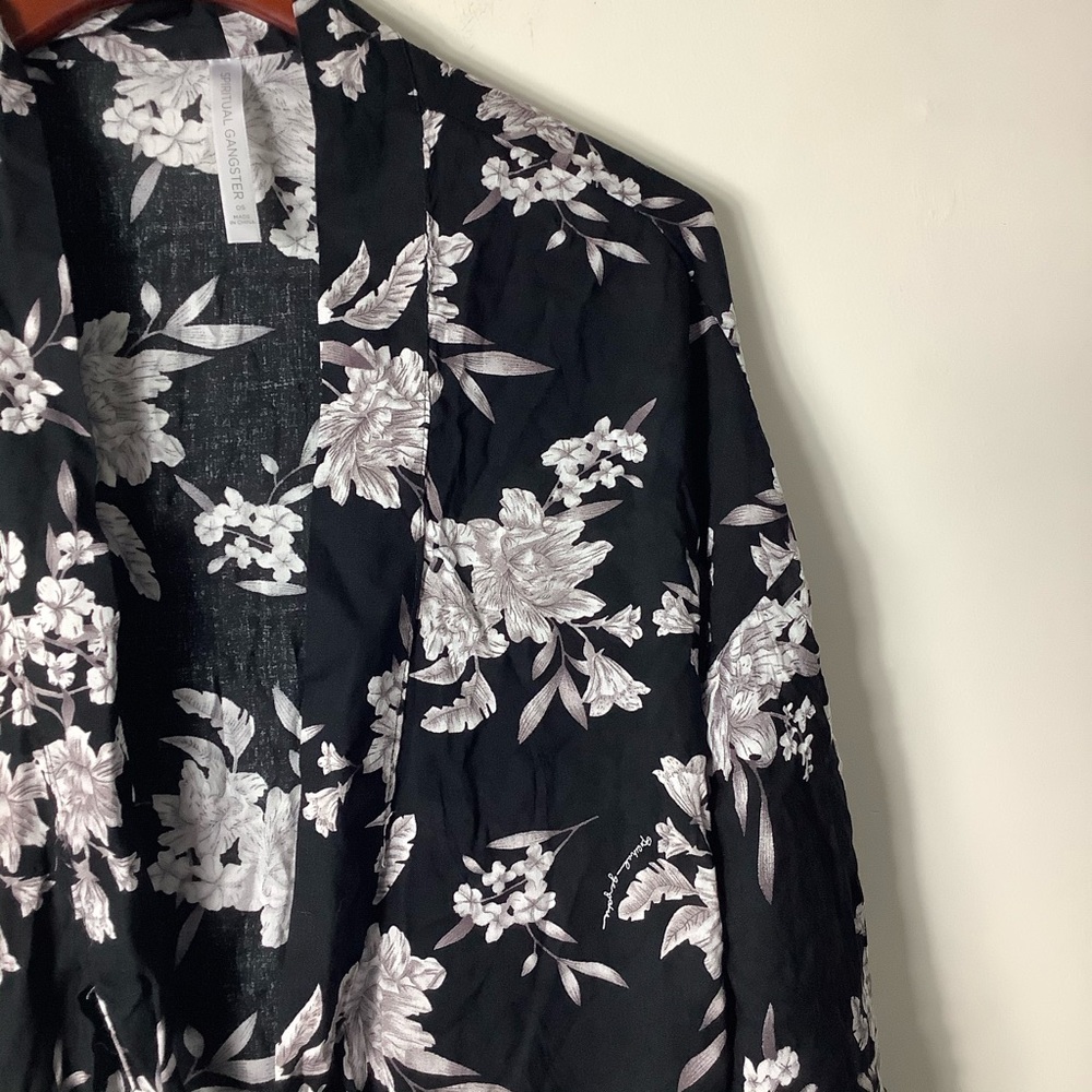 Spiritual Gangstar Floral Kimono one size - Picture 2 of 5